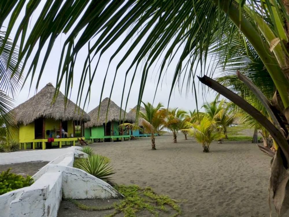 Eco-Hotel Playa Quilombo Las Lisas Exteriör bild