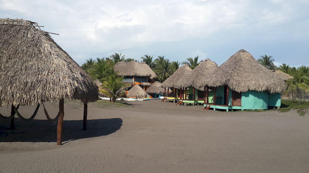 Eco-Hotel Playa Quilombo Las Lisas Exteriör bild