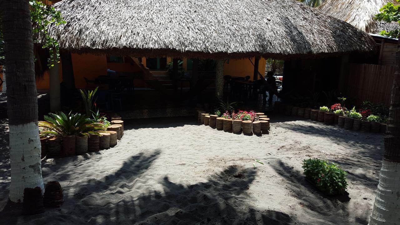 Eco-Hotel Playa Quilombo Las Lisas Exteriör bild