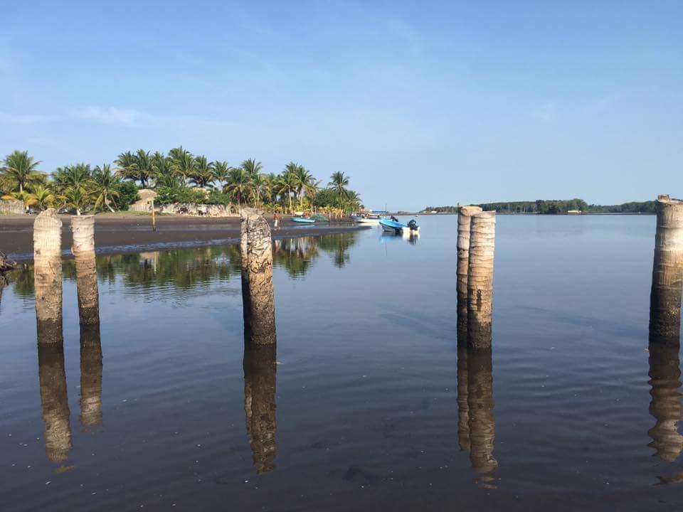 Eco-Hotel Playa Quilombo Las Lisas Exteriör bild