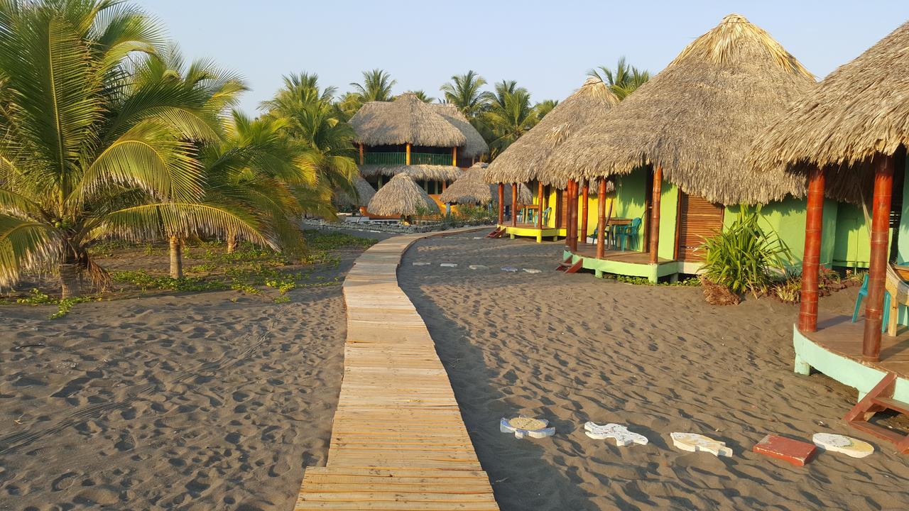 Eco-Hotel Playa Quilombo Las Lisas Exteriör bild