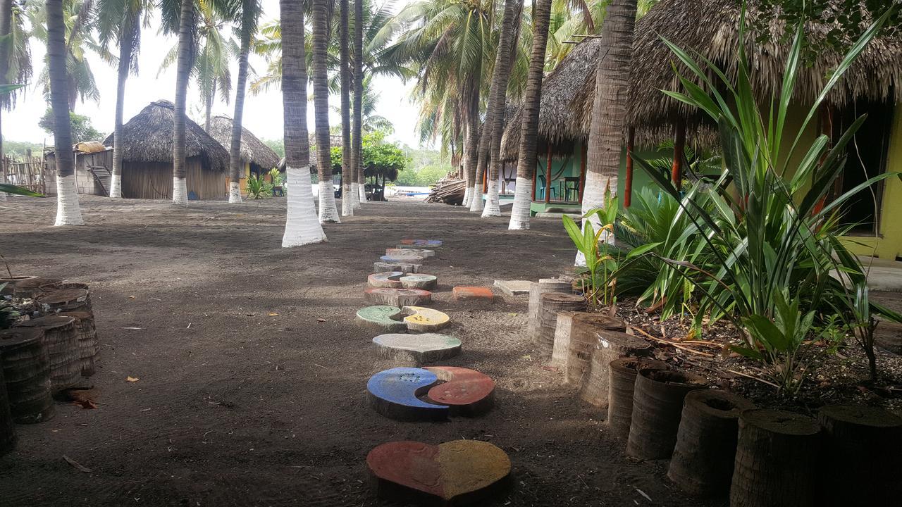 Eco-Hotel Playa Quilombo Las Lisas Exteriör bild