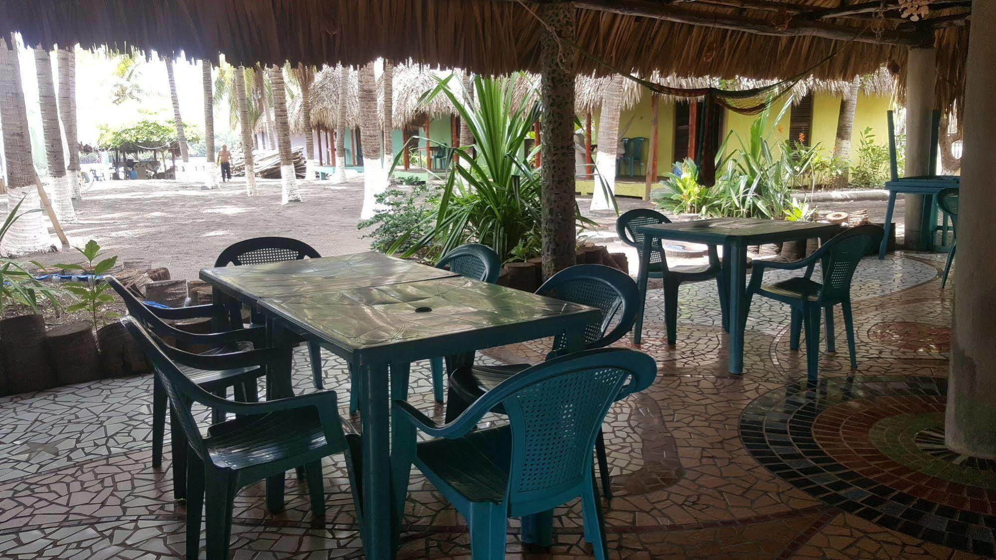 Eco-Hotel Playa Quilombo Las Lisas Exteriör bild